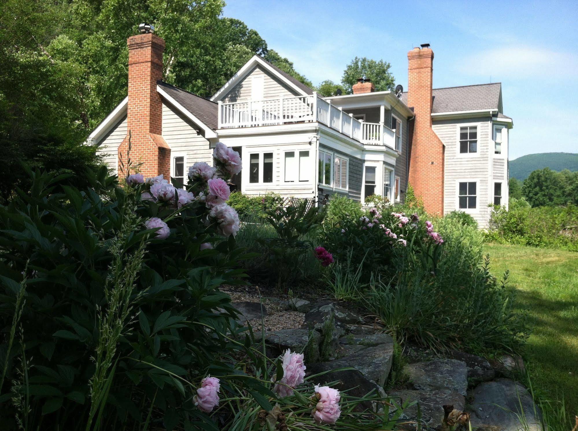 The Inn At Sugar Hollow Farm Crozet Экстерьер фото